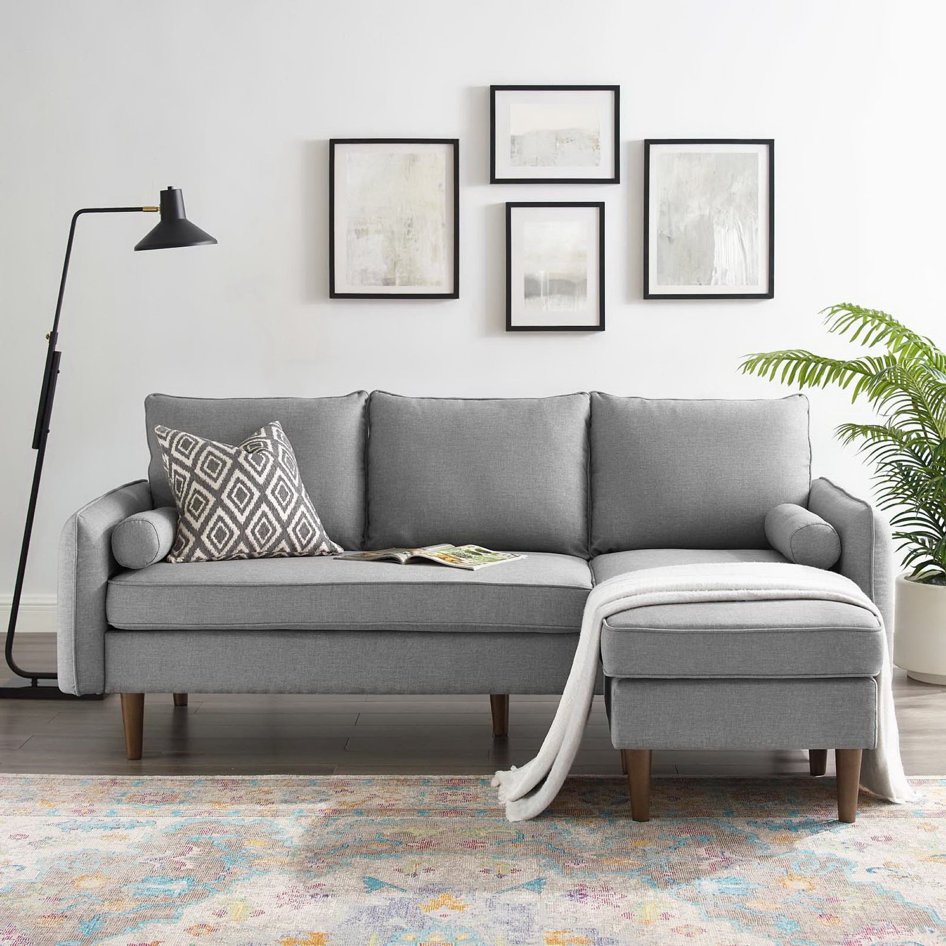 Revive Upholstered Right or Left Sectional sofá