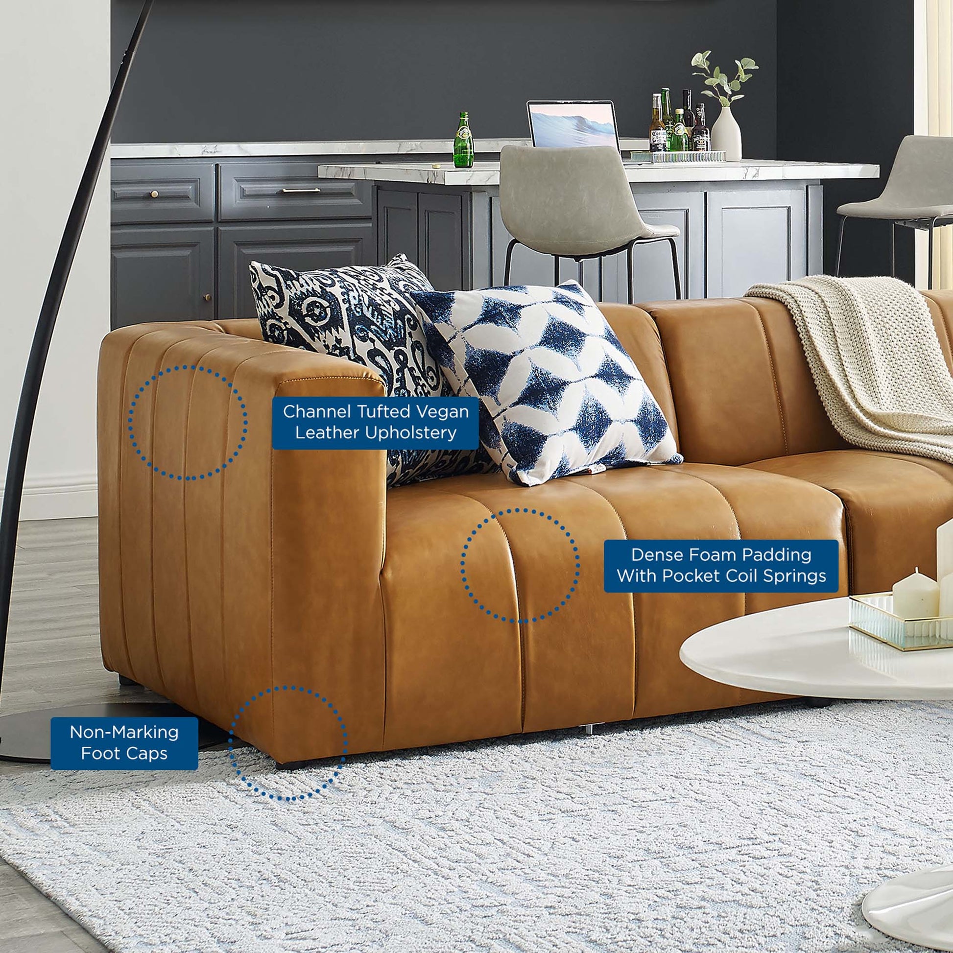 Bartlett 4-Piece Vegan Leather Sectional sofá