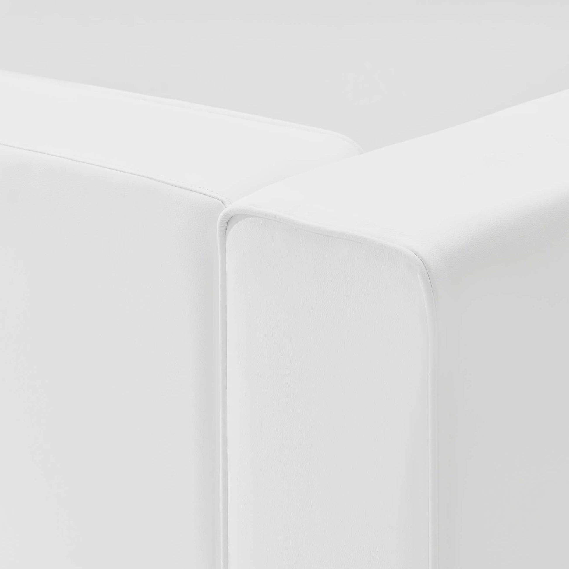 Mingle 5-Piece Vegan Leather Sectional sofá