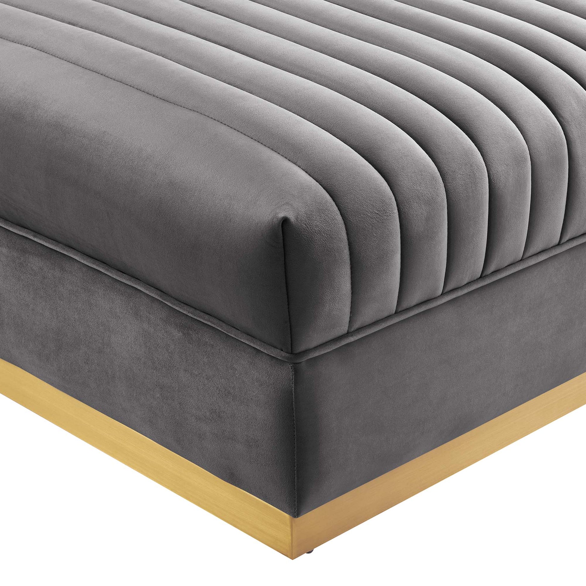 Sanguine Channel Tufted Performance Velvet Modular Sectional sofá Ottoman