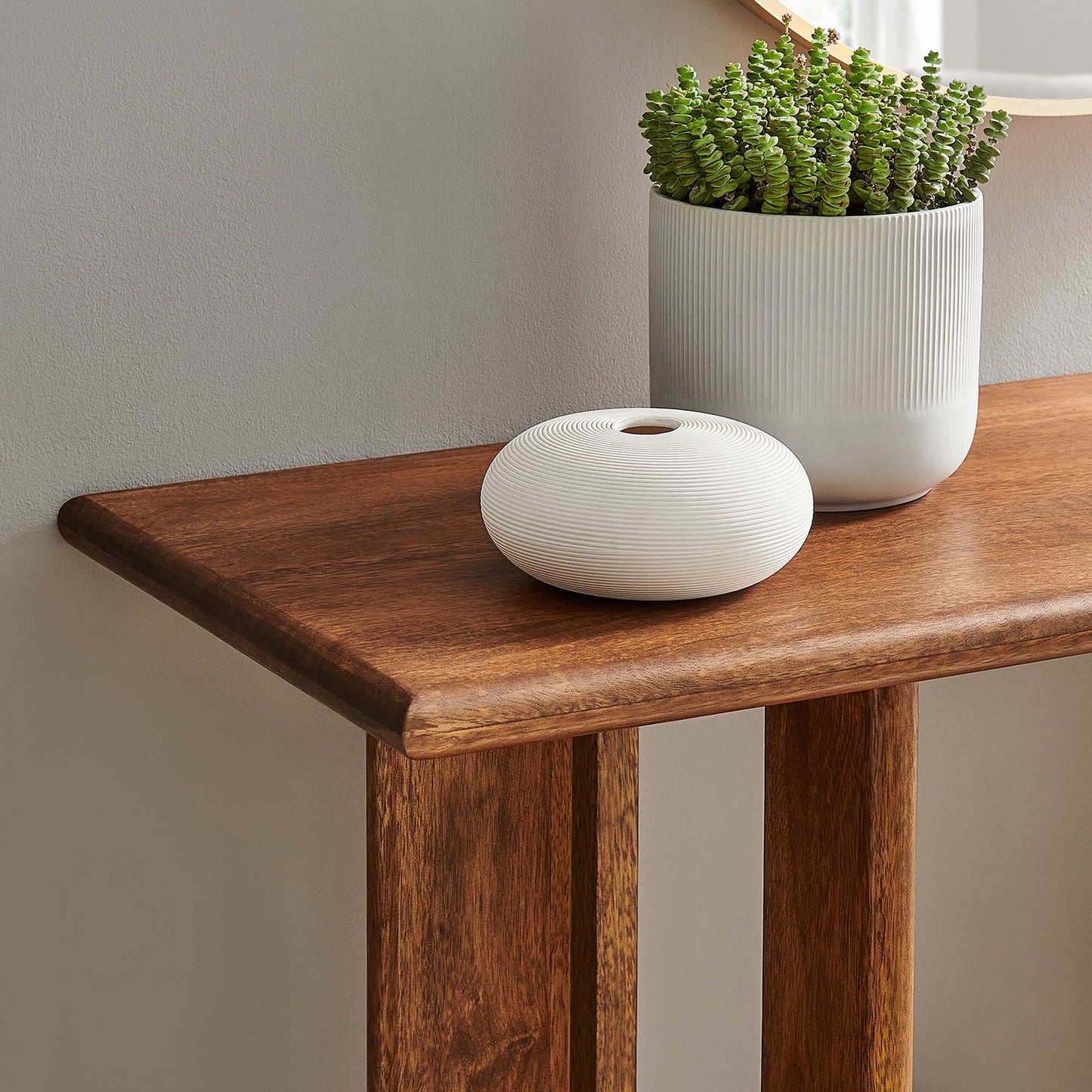 Rivian Consola