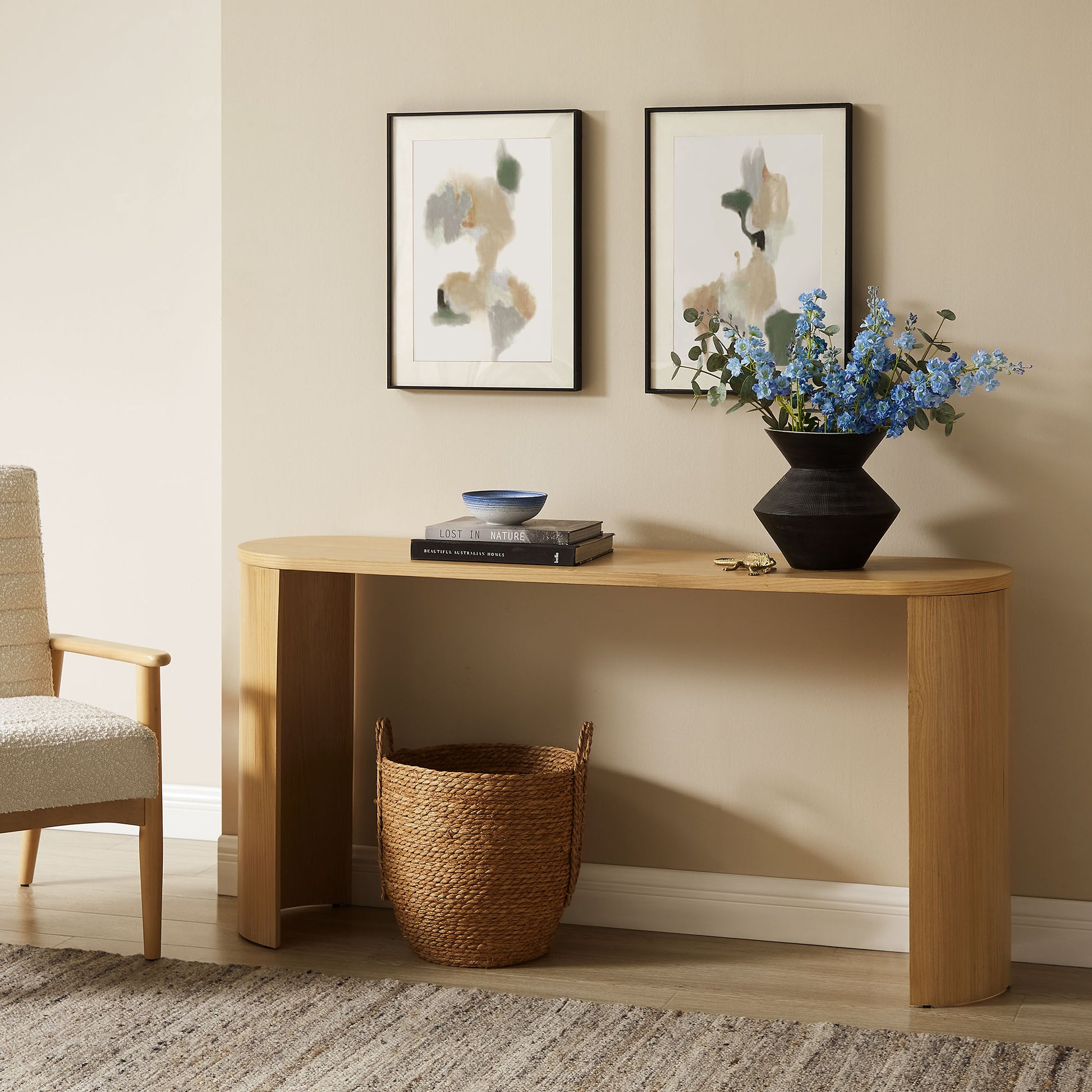 Aspect Oval Wood Entryway Console mesa