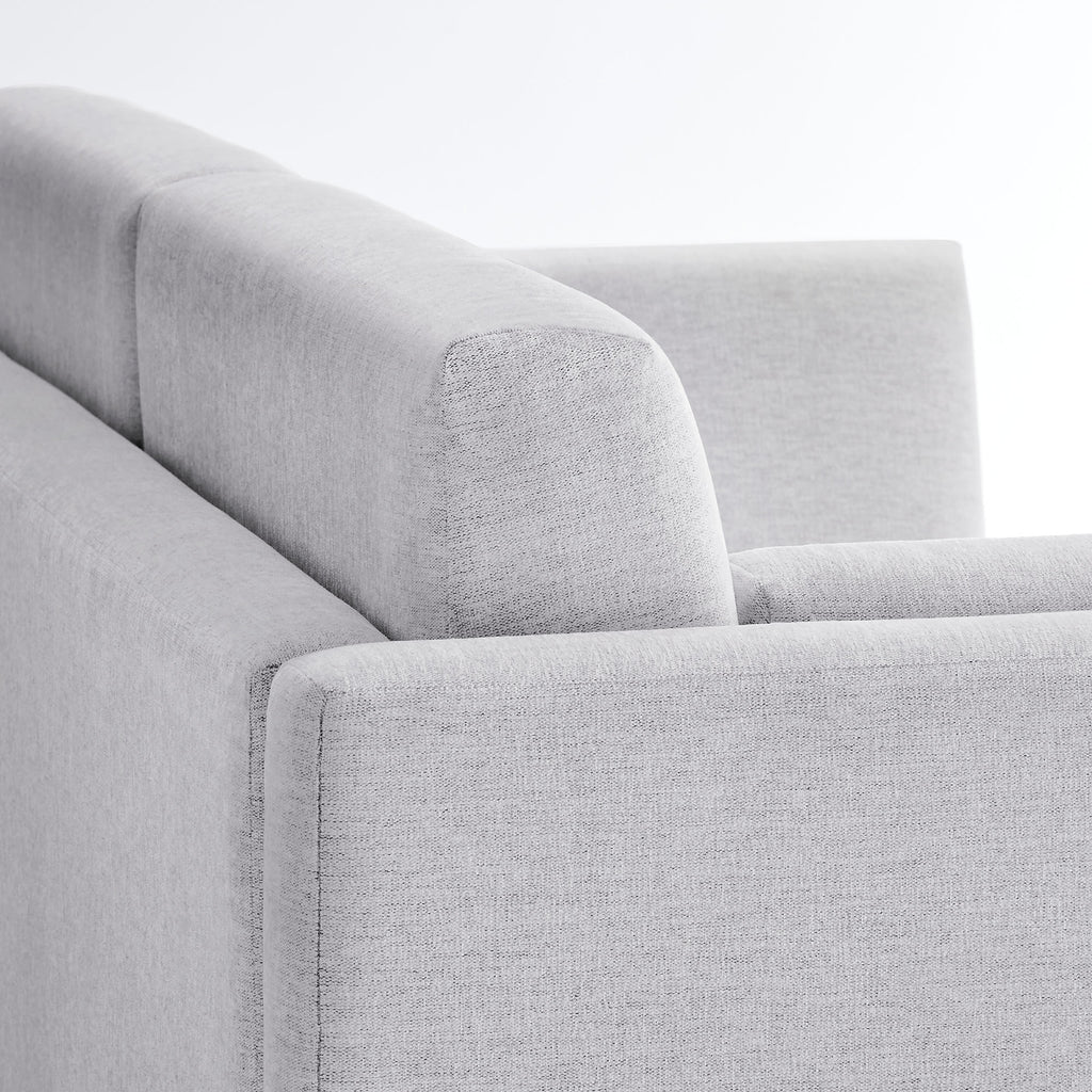 Linden Upholstered Heathered Chenille sofá
