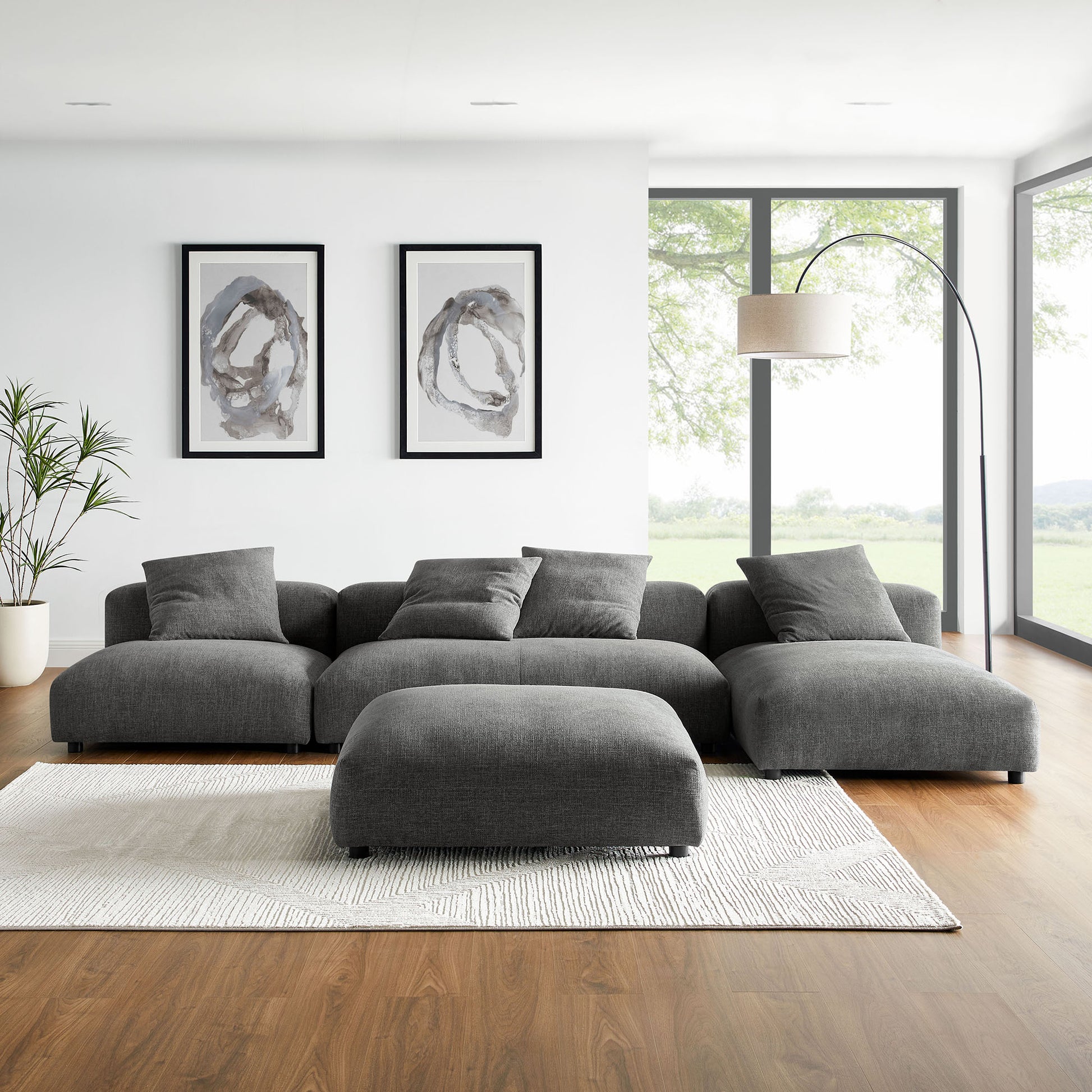 Solace 4-Piece Modular Upholstered Fabric Sectional sofá With Ottoman