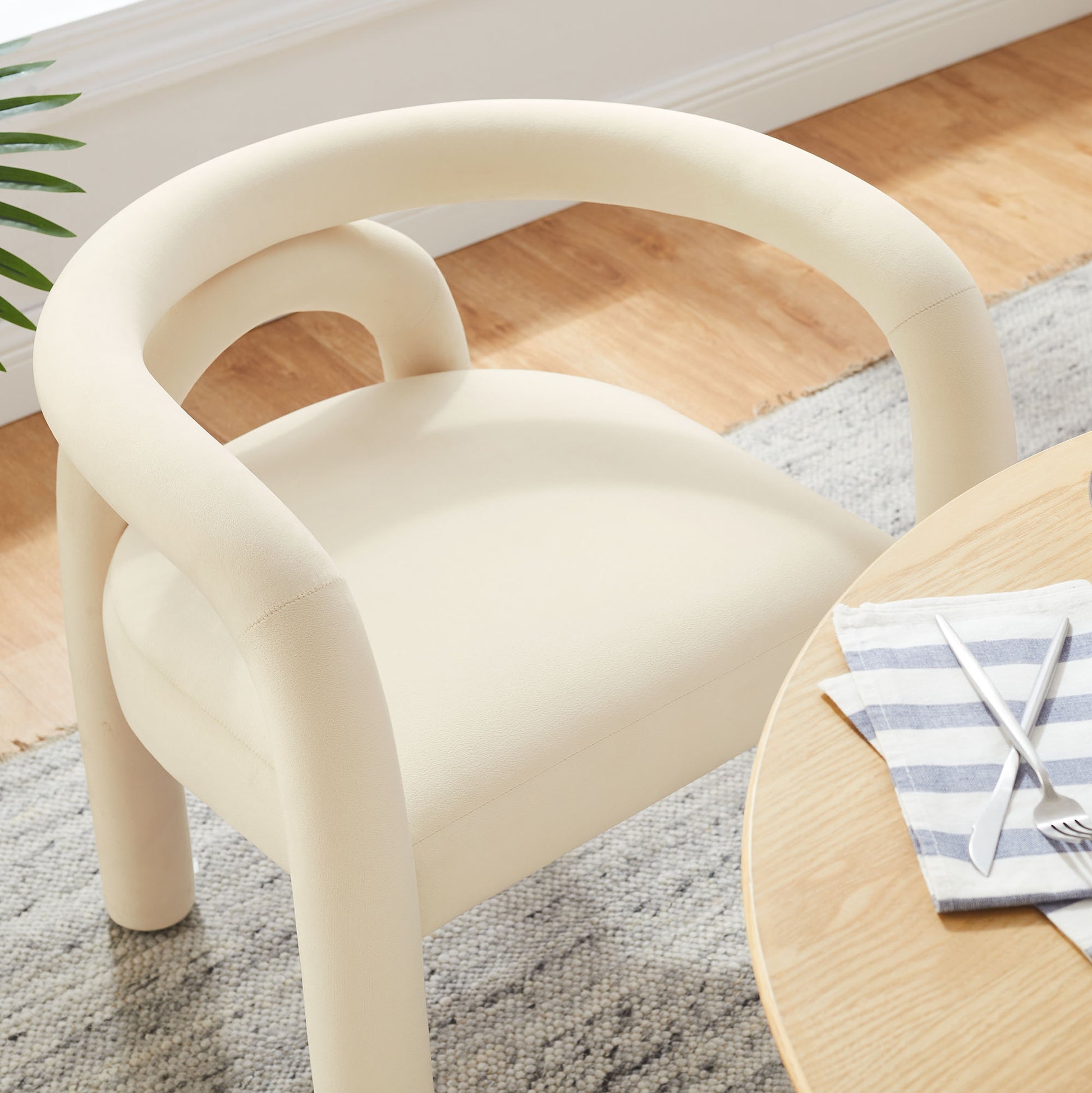 Astrid Performance Velvet comedor silla