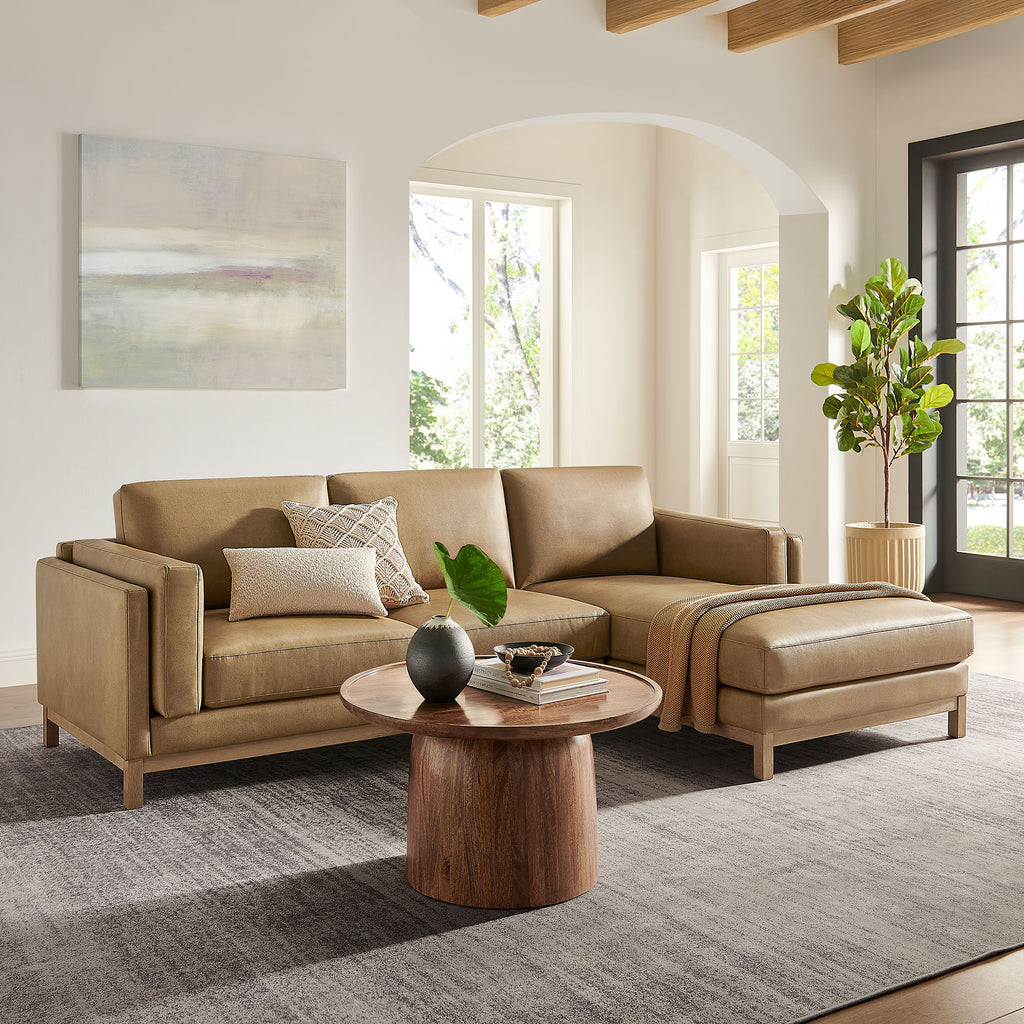 Roscoe Right-Facing Vegan Leather Sectional sofá with Chaise