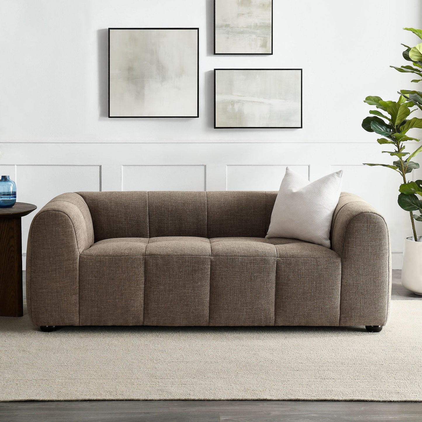 Liana Loveseat