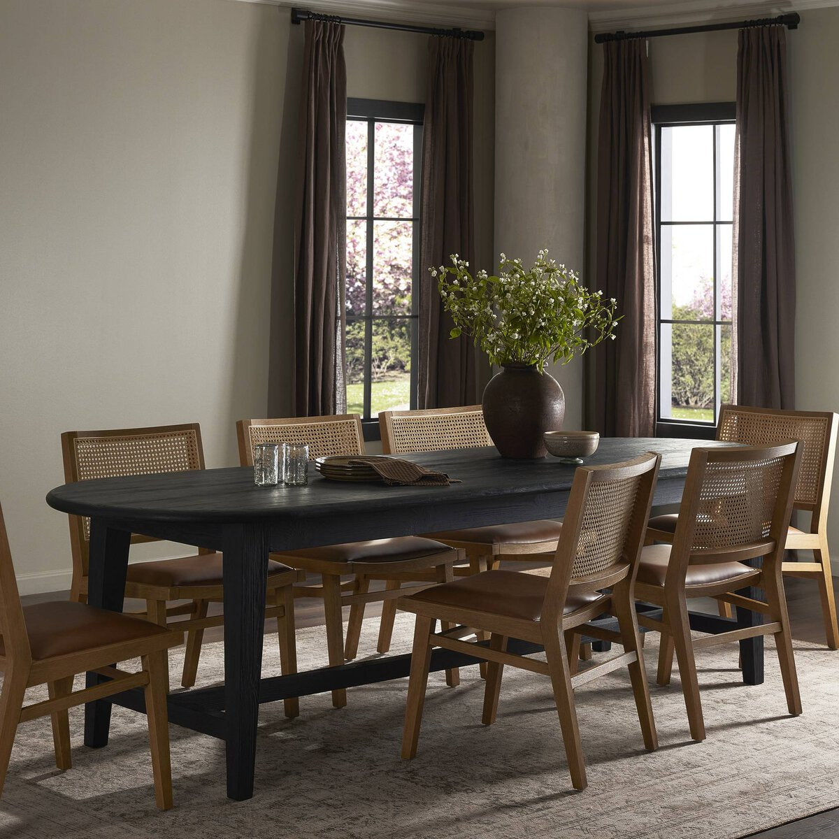 Alfie Negro 110” Mesa de Comedor
