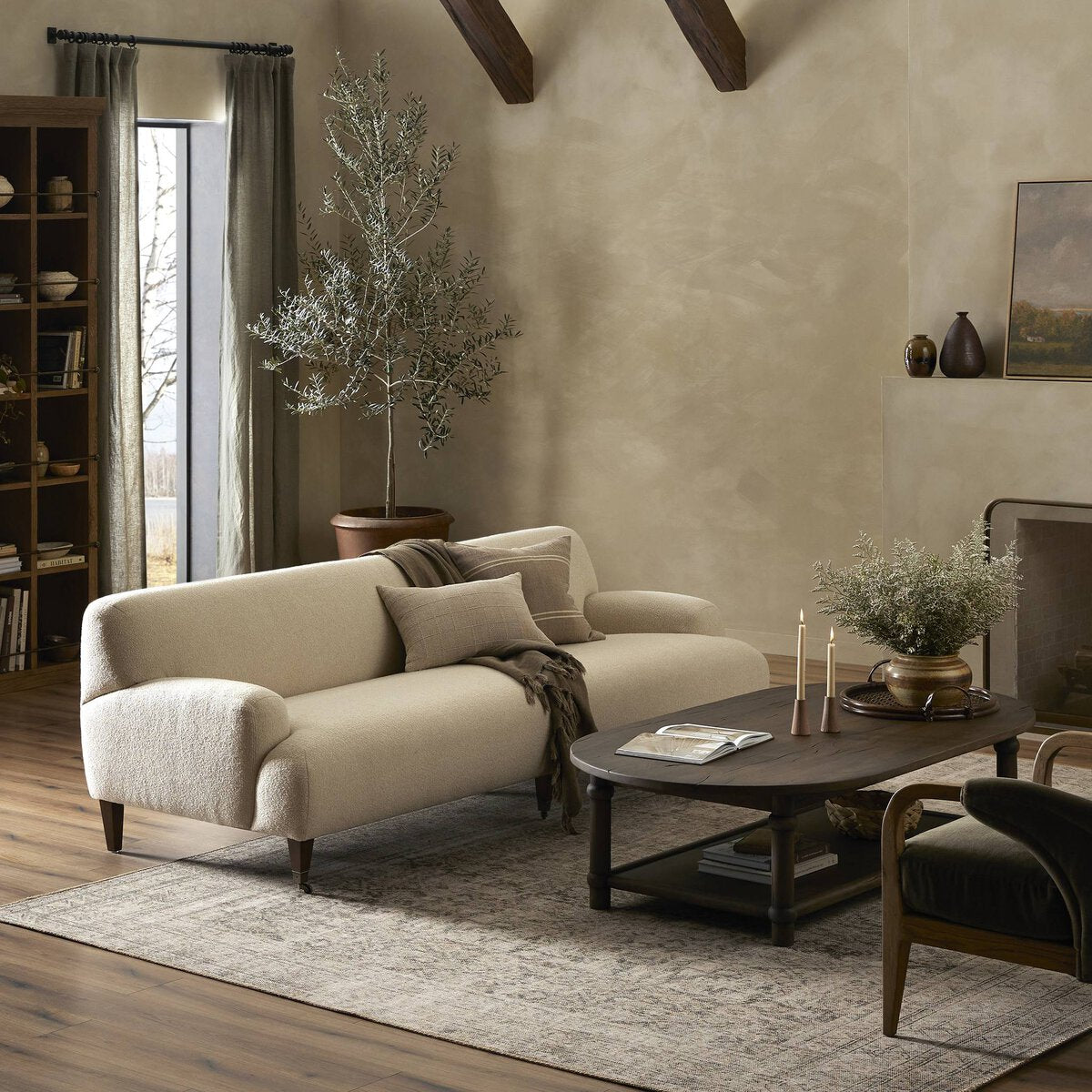 Kent Crema Sofa