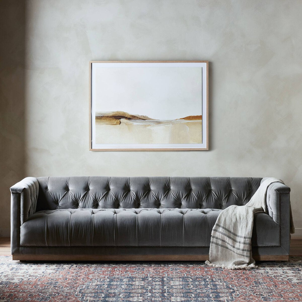 Maxx 95” Terciopelo Sofa