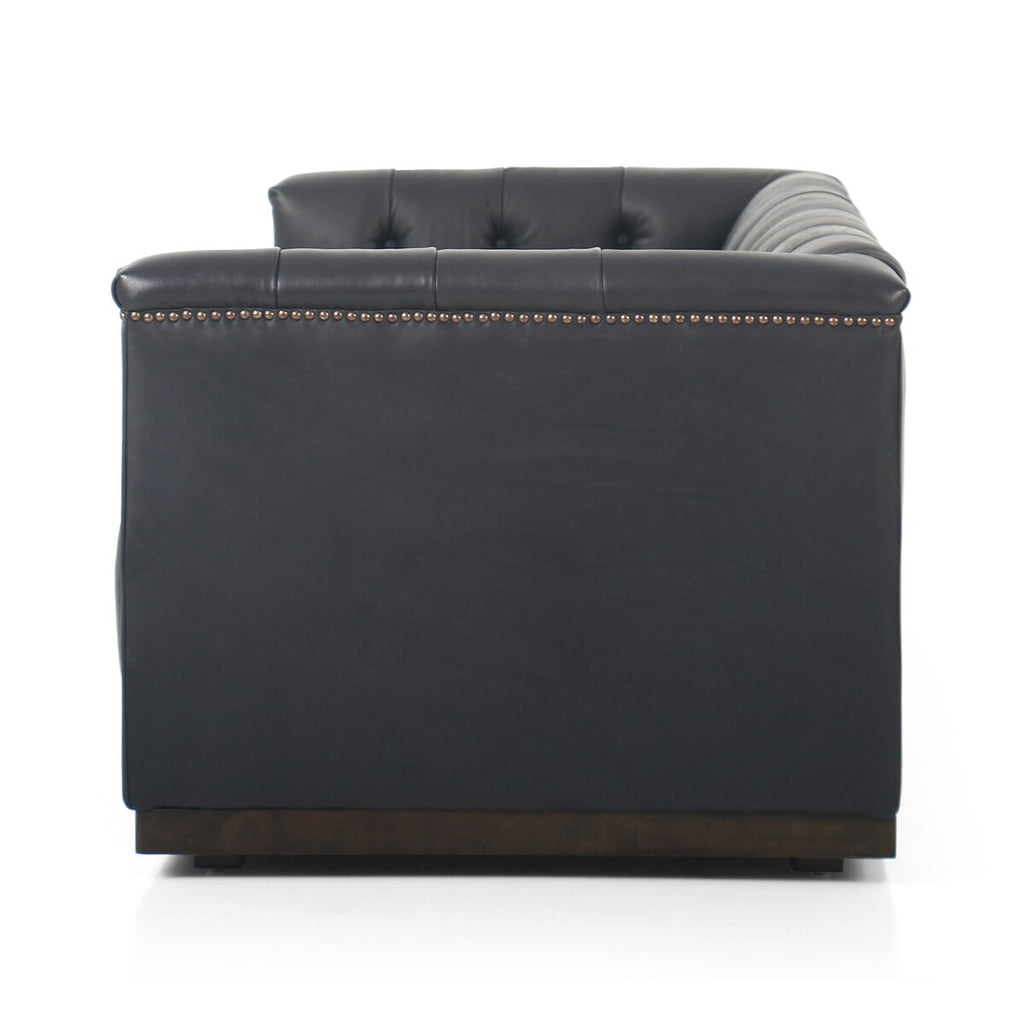 Maxx 95” Cuero Top Negro / Base Oscura Sofa