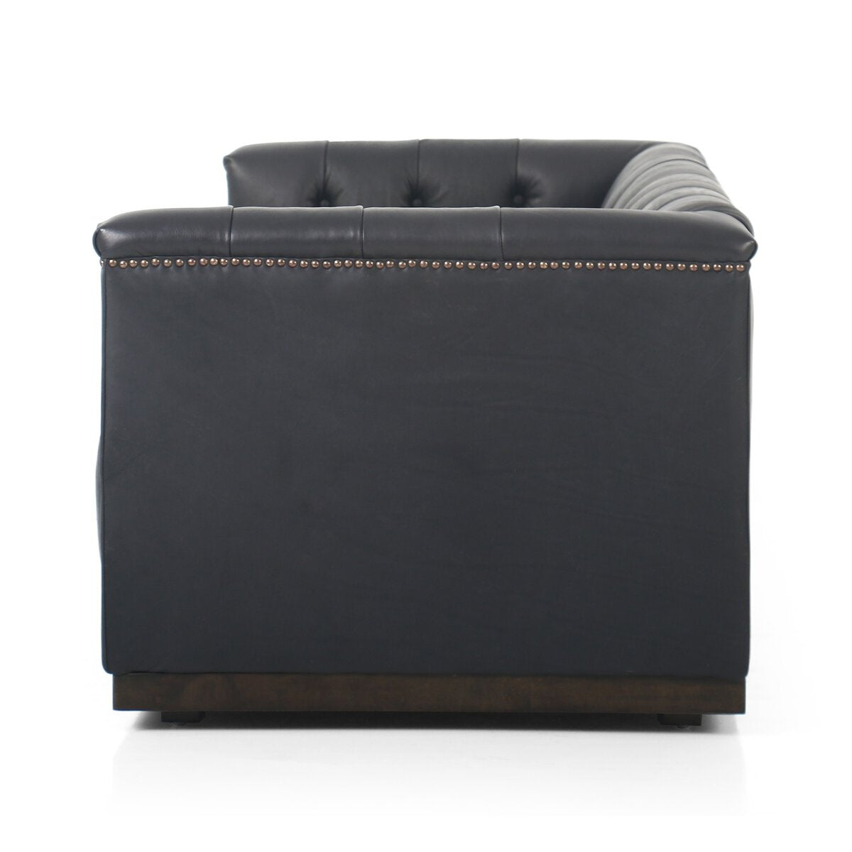 Maxx 95” Cuero Top Negro / Base Oscura Sofa