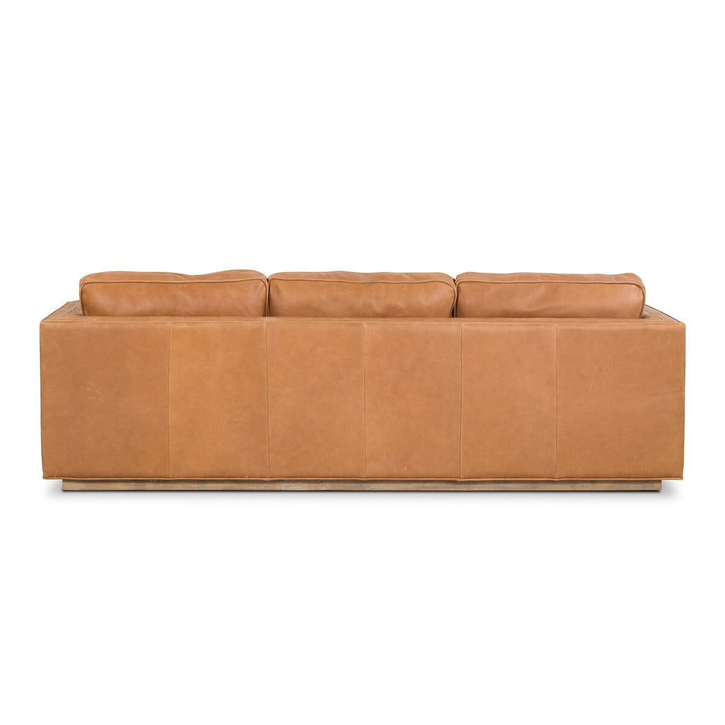 Kiera Cuero Top Cognac Sofa
