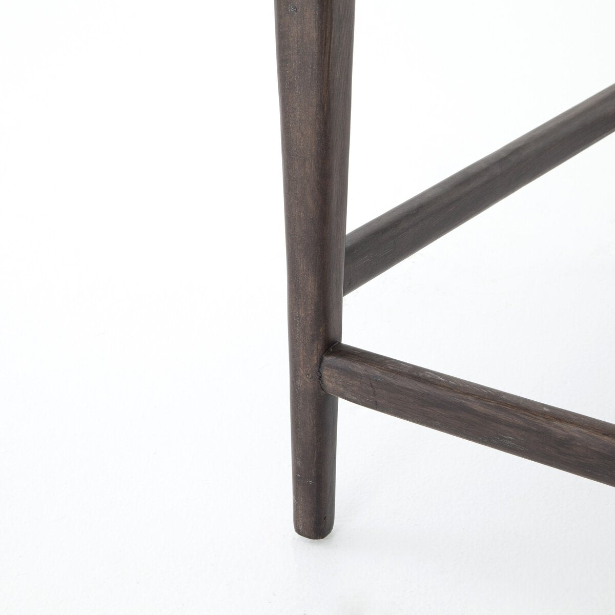Tyler Cuero Top Negro Counter Stool