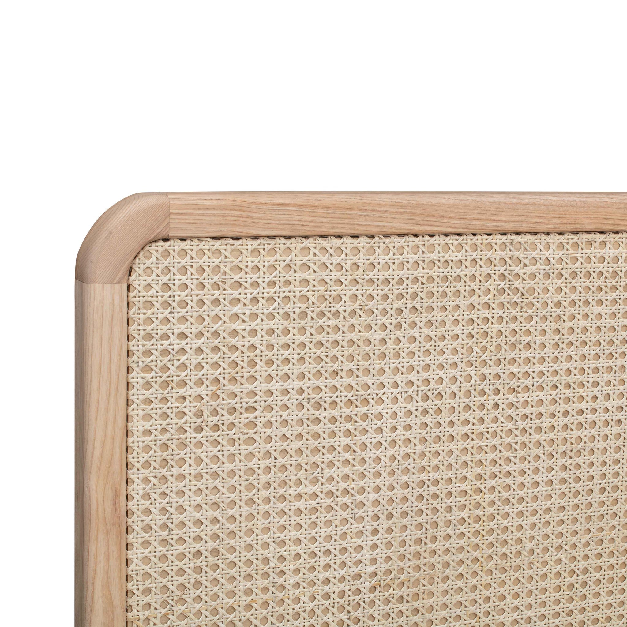 Carmen Cama King-Queen