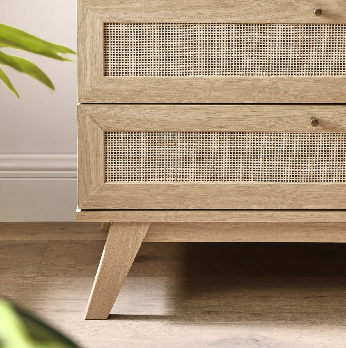 Soma Tres Cajones Dresser