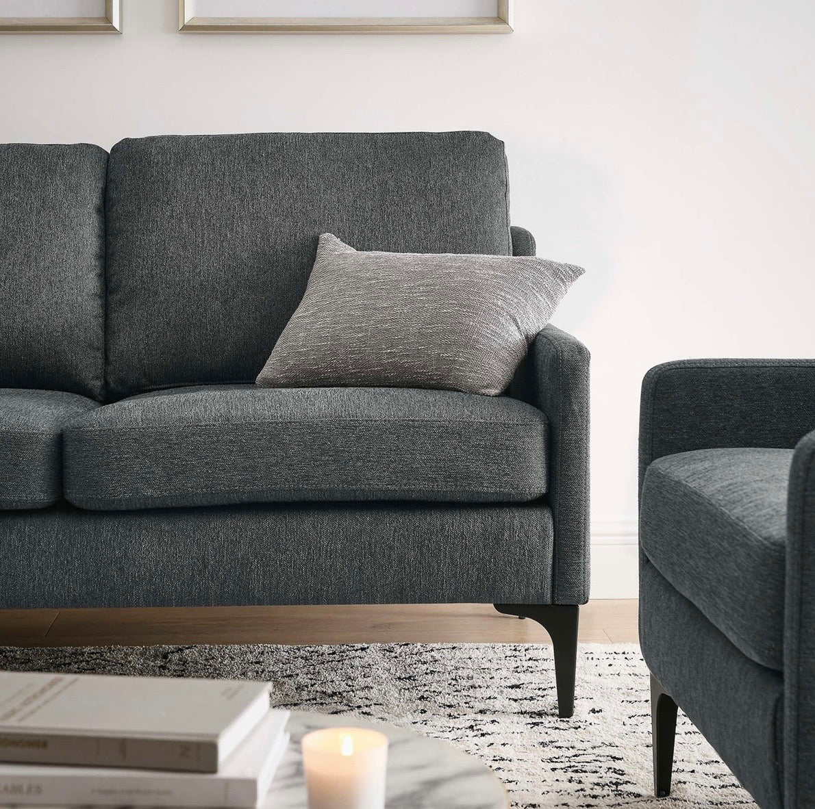 Corland Gris Oscuro Loveseat