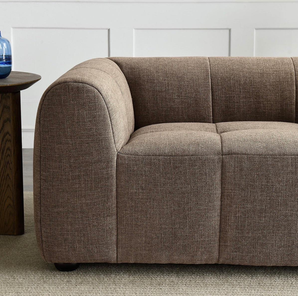 Liana Mocha Loveseat