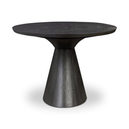 Uma Mesa de Comedor