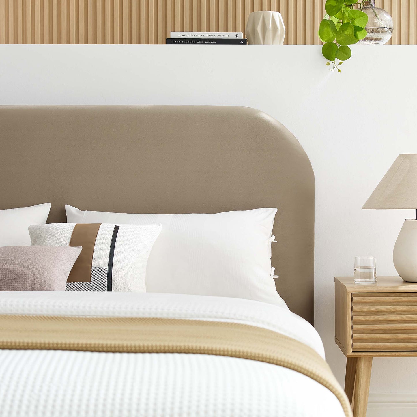 Keynote Cama King