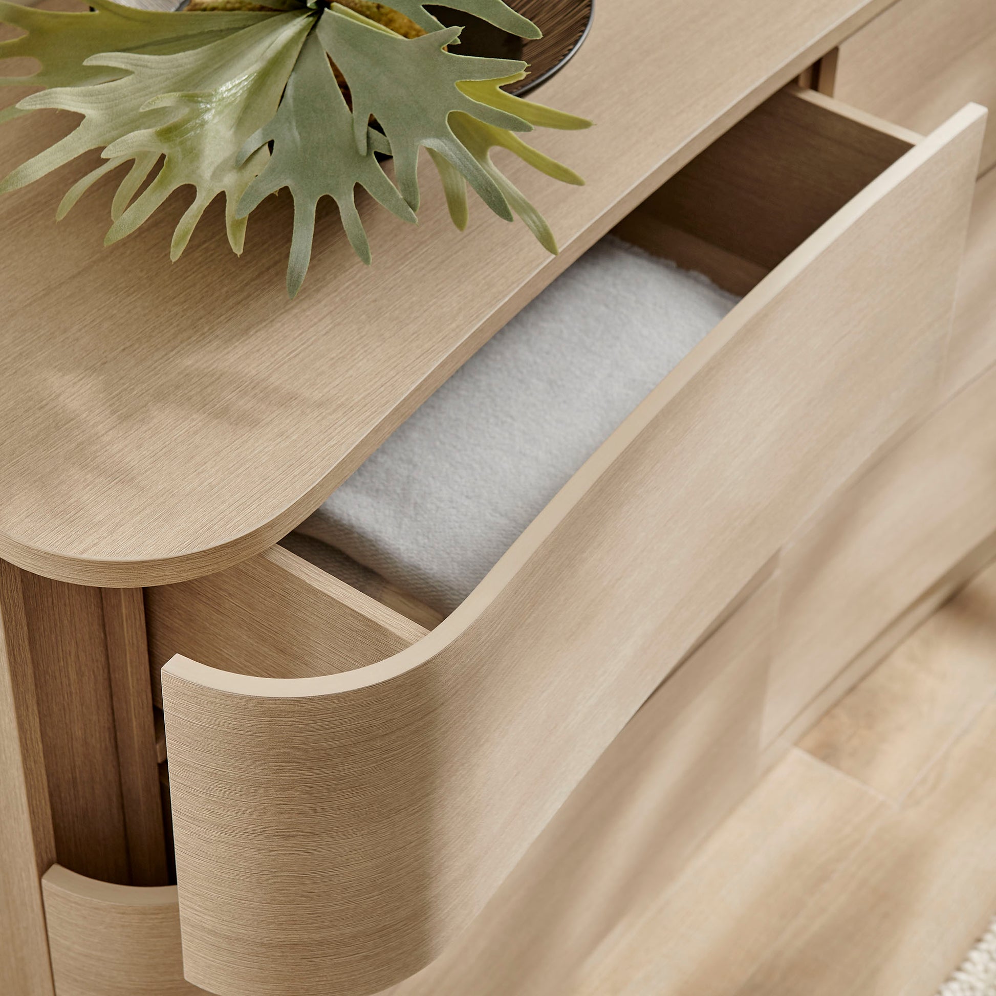 Mirae 6-Drawer Curved Dresser