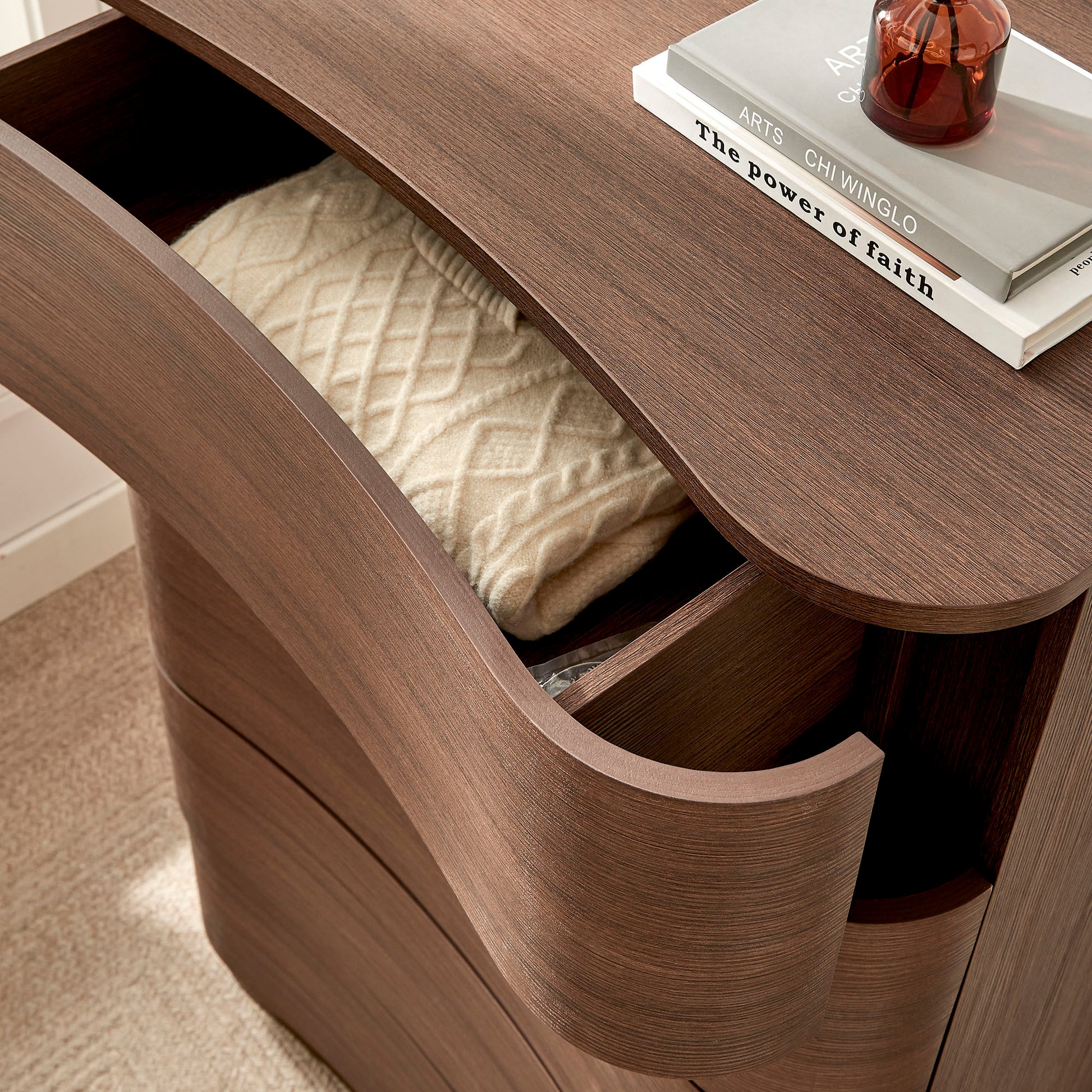 Mirae 5-Drawer Curved Dresser Chest of Drawers